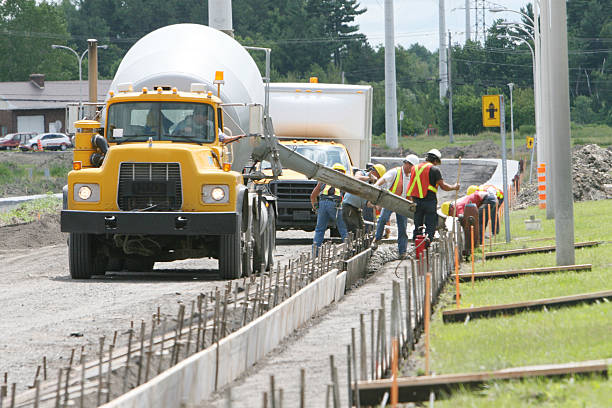 Best Commercial Concrete Contractor  in Eaton, OH